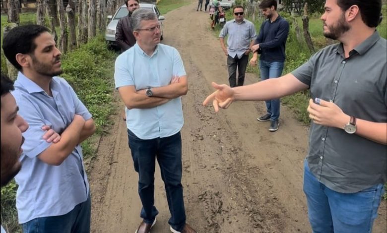 Prefeito visita Sítio Jorge e anuncia obras para melhorar acesso na zona rural de Campina Grande