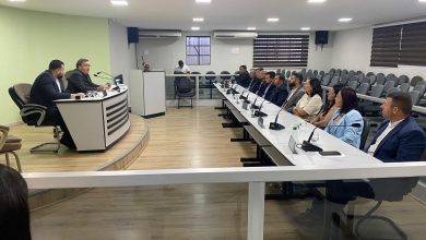 Vereadores de Queimadas aprovam relevantes projetos e requerimentos  que beneficiam a população