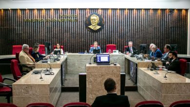 TCE reprova contas da Educação do Estado relativas a 2022 e imputa débito a ex-secretário