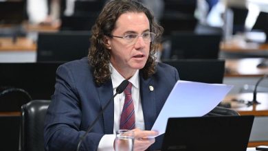 Veneziano se solidariza com atingidos por rompimento de reservatório da Cagepa e articula reparações dos prejuízos junto ao Governo Federal