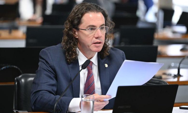 Veneziano se solidariza com atingidos por rompimento de reservatório da Cagepa e articula reparações dos prejuízos junto ao Governo Federal