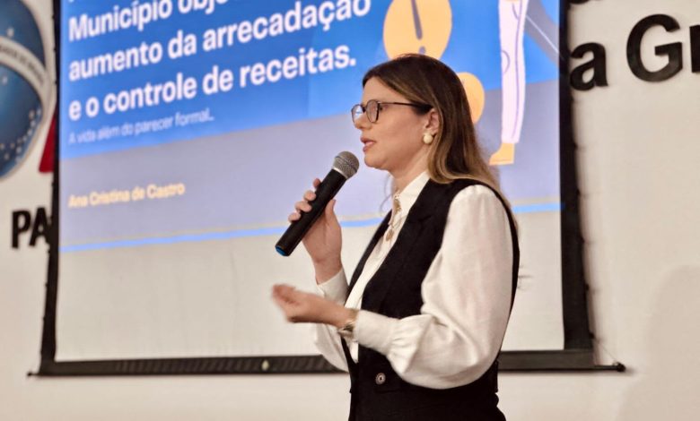 Secretária executiva da Receita de Campina Grande ressalta trabalho da equipe de auditores ao longo de um ano e meio e revela detalhes sobre a dívida milionária da Unifacisa com o Município Secretária executiva da Receita de Campina Grande ressalta trabalho da equipe de auditores ao longo de um ano e meio e revela detalhes sobre a dívida milionária da Unifacisa com o Município