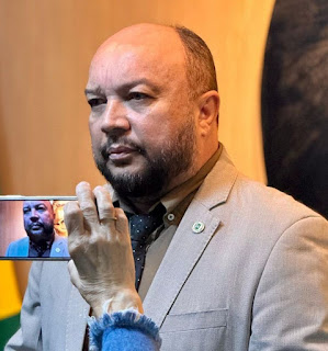 Presidente da Câmara de Campina Grande, Saulo Germano, rebate insinuações sobre CPI e reafirma compromisso com a legalidade dos atos legislativos Presidente da Câmara de Campina Grande, Saulo Germano, rebate insinuações sobre CPI e reafirma compromisso com a legalidade dos atos legislativos