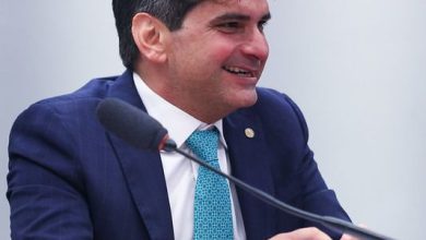 Aprovado projeto de Murilo Galdino que amplia defesa de crianças e adolescentes com deficiência