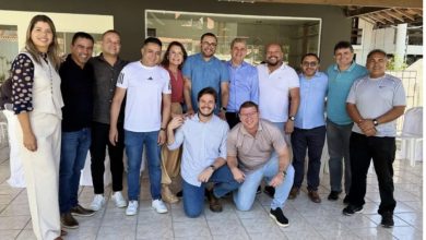 Bruno volta a se reunir com bancada aliada na CMCG