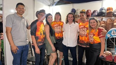 Veneziano participa da Expo Couro em Ribeira de Cabaceiras e destaca parceria com o prefeito Ricardo Aires