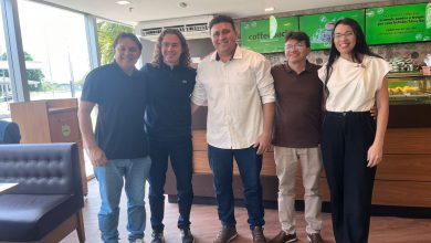 Veneziano recebe apoio à sua reeleição do vereador mais votado da história e de lideranças políticas de Itaporanga