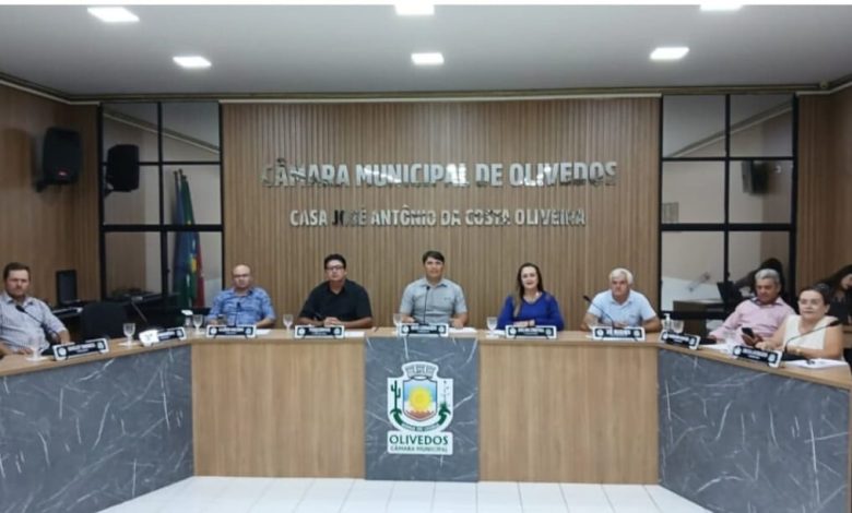 A Câmara Municipal de Olivedos se reúne e debate importantes projetos A Câmara Municipal de Olivedos se reúne e debate importantes projetos