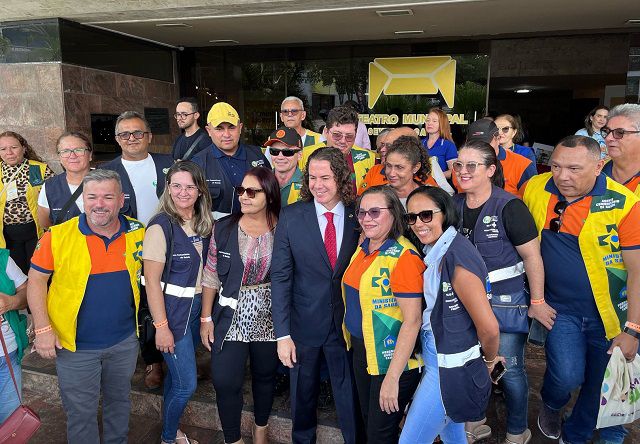 Senado aprova projeto de Veneziano que regulamenta aposentadoria especial para Agentes de Saúde e de Combate a Endemias Senado aprova projeto de Veneziano que regulamenta aposentadoria especial para Agentes de Saúde e de Combate a Endemias