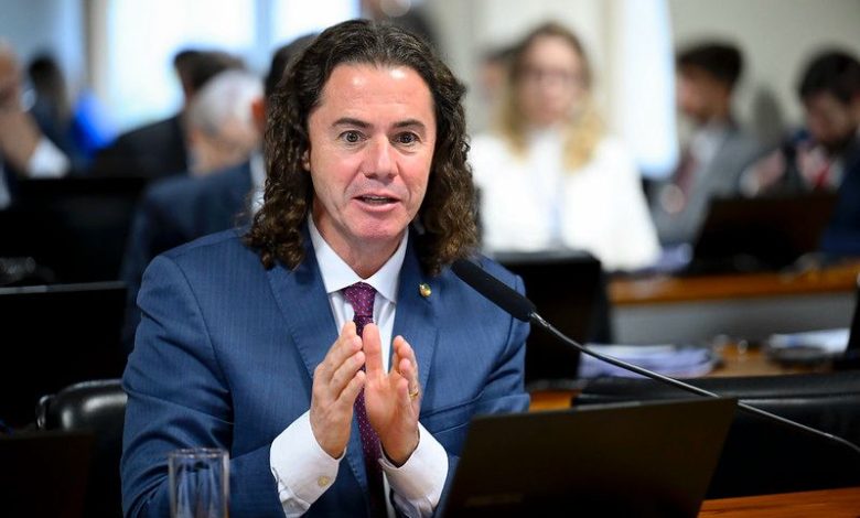 Paraíba é penúltimo no país entre estados com maior média de escolaridade e Veneziano lamenta descaso do Governo do Estado com Educação Paraíba é penúltimo no país entre estados com maior média de escolaridade e Veneziano lamenta descaso do Governo do Estado com Educação