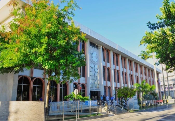 ALPB paga 13º salário dos servidores nesta sexta ALPB paga 13º salário dos servidores nesta sexta