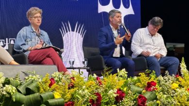 Prefeito Romero Martins participa como palestrante do 25º Encontro Nacional do CONGEMAS em Brasília