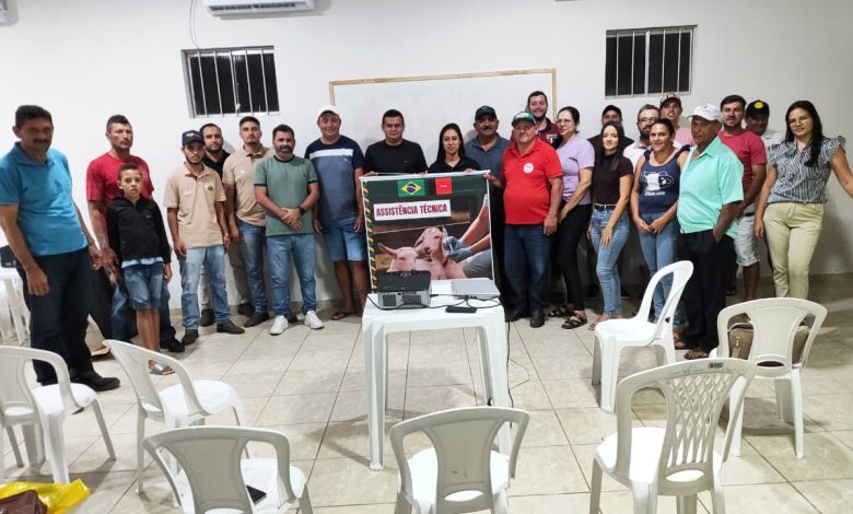 Caturité inicia ações do Programa Paraíba Genética Caturité inicia ações do Programa Paraíba Genética