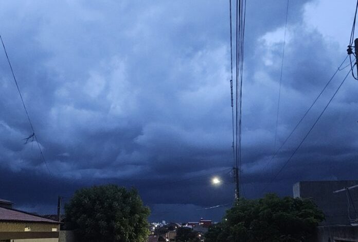 Inmet emite aviso de chuvas para 89 municípios paraibanos neste feriado