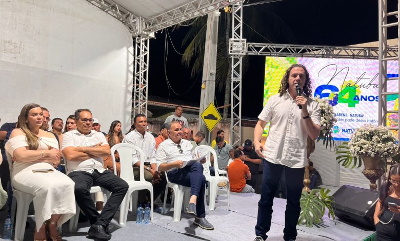 64 anos de Natuba: Veneziano inaugura hospital com recursos de suas emendas e destina ônibus escolar e R$ 1,9 milhão em pavimentações