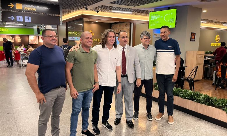 Presidente da Câmara e vereadores de situação e de oposição em Santa Rita anunciam apoio à reeleição de Veneziano