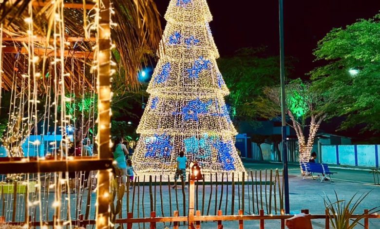 Clima natalino já contagia população de Montadas Clima natalino já contagia população de Montadas