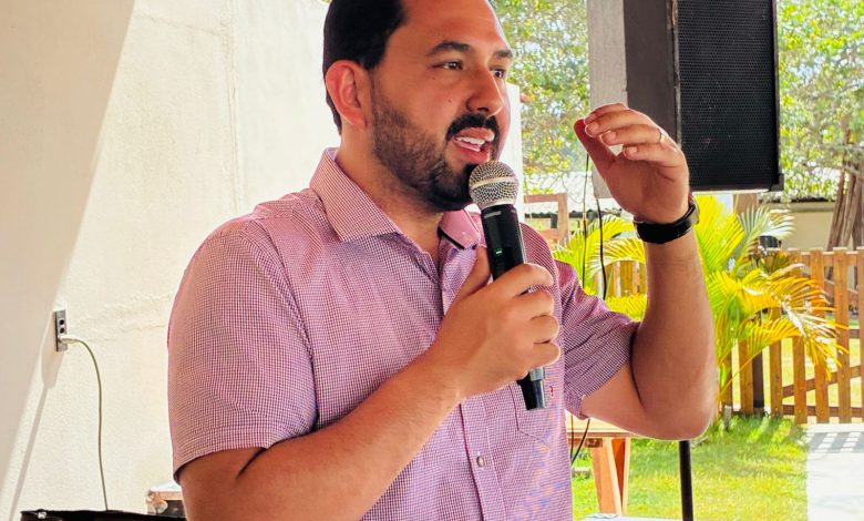 Puxinanã realiza o maior rateio de sua história, com abonos de até R$ 70 mil; Felipe Coutinho destaca importância do investimento nos profissionais da Educação