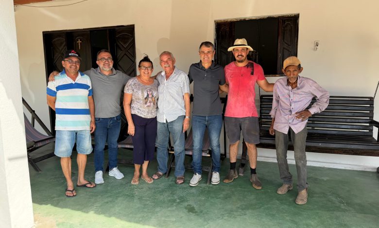 Romero Rodrigues recebe apoio político durante visita à cidade de Boa Ventura Romero Rodrigues recebe apoio político durante visita à cidade de Boa Ventura