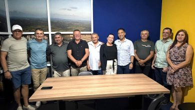 Romero Rodrigues recebe apoio do prefeito e do grupo político da situação em São Sebastião de Lagoa de Roça