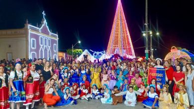 Prefeitura de Boa Vista abre Natal Encantado com apresentação da iluminação e resgate do Pastoril