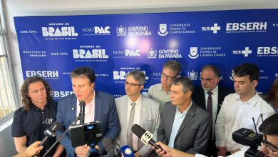 Em Campina Grande, Ministro da Educação enaltece maior obra da história da UFCG, articulada por Veneziano