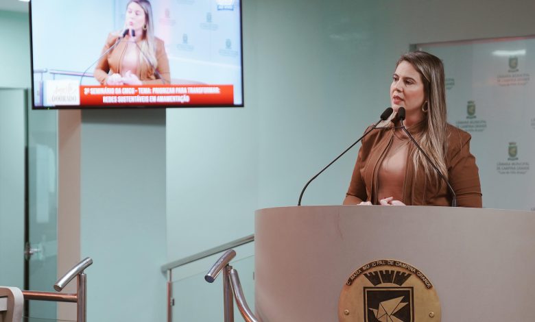 Vereadora Carol Gomes faz balanço positivo do primeiro ano do seu segundo mandato