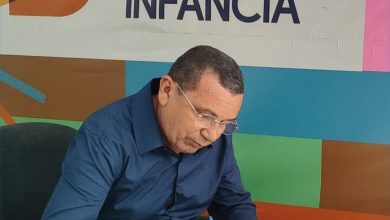 Caturité firma compromisso com a política da Primeira Infância