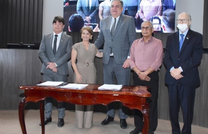 FIEPB assina Termo de Cooperação Técnica com TJPB para execução do Programa Novos Caminhos na Paraíba