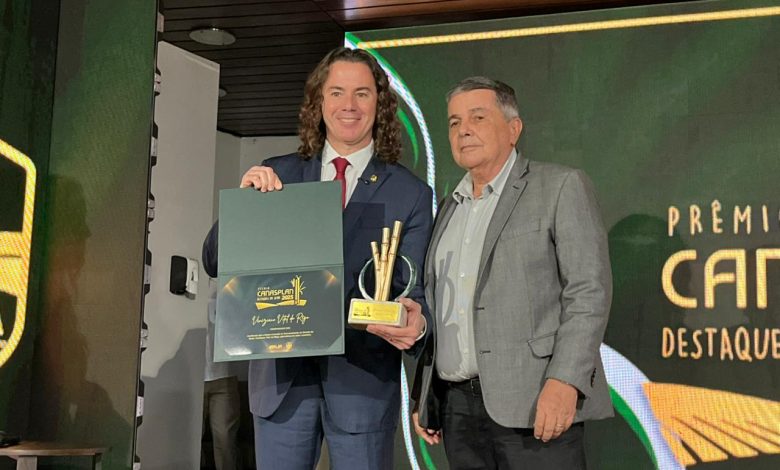 Veneziano recebe homenagem do setor sucroalcoleiro da Paraíba pelo “trabalho firme em defesa dos municípios”