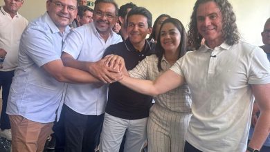 Prefeito, vice, vereadores e lideranças de Santa Rita, 3º maior colégio eleitoral da Paraíba, oficializam apoio à reeleição de Veneziano