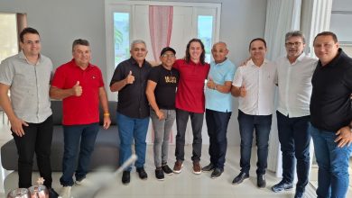Veneziano recebe vereadores e lideranças de Pombal e Cajazeirinhas, que reafirmam apoio à sua reeleição ao Senado