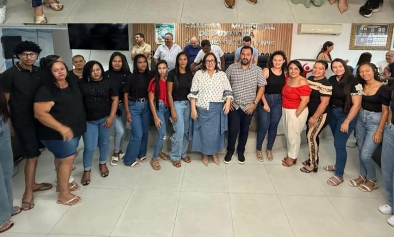 Felipe Coutinho celebra marca de quase 3.500 certificados entregues e parabeniza alunos