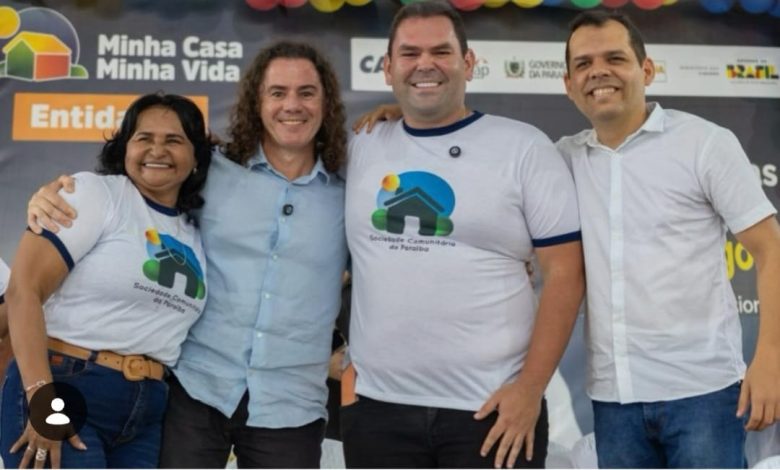 Prefeito, vice e lideranças de Alagoinha agradecem a Veneziano articulação para a construção de residencial na cidade