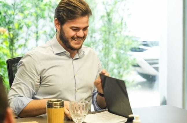 Bruno edita MP para implantação do reajuste dos professores ainda este mês