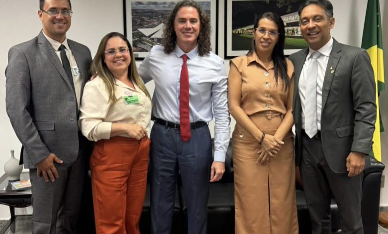 Prefeito de Areial, Carlos Henrique, cumpre agenda política e administrativa em Brasília