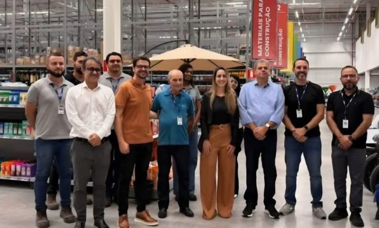 Vice-prefeito de Campina Grande, Alcindor Vilarim e secretários  visitam instalações da empresa Bartofil
