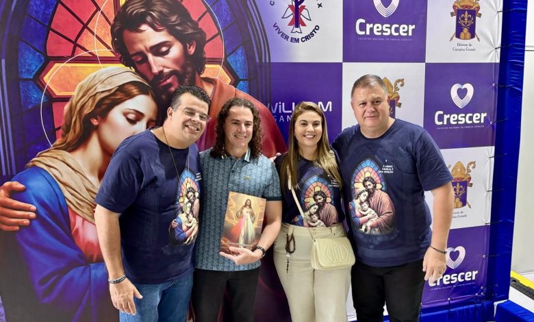 Veneziano participa do Crescer em Campina Grande e destaca a grandiosidade da missão do evento junto às famílias católicas Veneziano participa do Crescer em Campina Grande e destaca a grandiosidade da missão do evento junto às famílias católicas