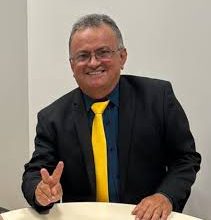 TCE-PB reforma decisão e aprova por unanimidade contas de 2023 do ex-prefeito de Olivedos, Deusinho